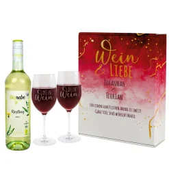 Liebe und Wein - Wein Geschenkset mit zwei gravierten Weingläsern und Biorebe-Wein