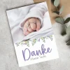 Lila Dankeskarte mit Blumenmotiv und Foto zur Taufe, Kommunion oder Konfirmation
