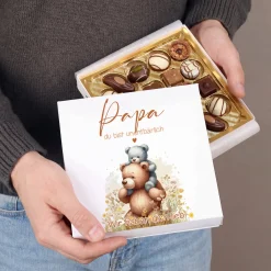 Lindt Pralinen als Geschenk für Papa zum Vatertag personalisiert mit Wunschtext und Bär Motiv