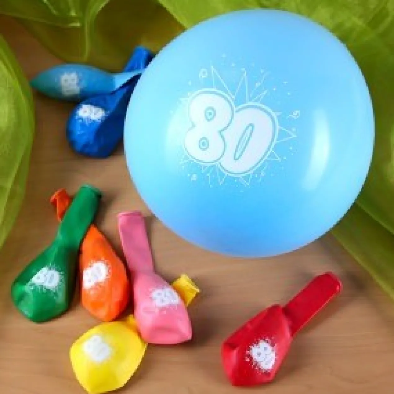 8 Luftballons zum 80. Geburtstag