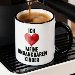 Lustige Tasse 'Ich liebe meine undankbaren Kinder' | Geschenk für Eltern zum Muttertag & Vatertag