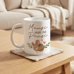 Lustige Tasse 'Mausi mach mal Pausi' mit Maus Motiv | Kaffeetasse als Geschenk für Frauen & Kollegin