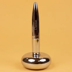 Magischer Kugelschreiber mit Gravur und Magnethalter