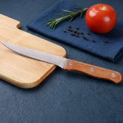 Messerbrett aus Holz mit moderner Wunschgravur