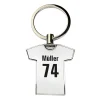Metall-Schlüsselanhänger zum Geburtstag in T-Shirt-Form personalisiert mit Name, Zahl & Farben