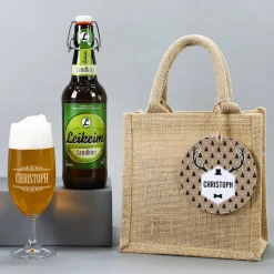 Männergeschenk zu Weihnachten - Bierglas mit Bierflasche in persönlicher Geschenktüte