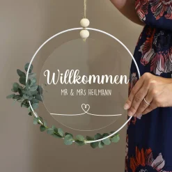 Modernes Willkommensschild aus Acryl im Metallring