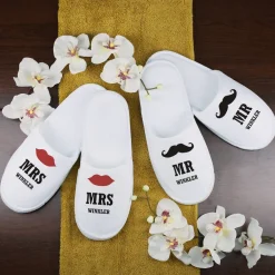 Mr & Mrs Braut & Bräutigam Hausschuhe mit Name für die Flitterwochen