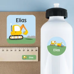 Namensaufkleber mit Bagger Motiv und Name personalisiert | 84 Sticker für Kindergarten, Kita & Schule