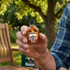 Offizieller Vatertagsschnaps - Schnaps Fläschchen zum Vatertag mit Name bedruckt