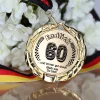 Orden am Bande: Endlich 60...und immer gut drauf!