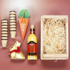 Oster Geschenkset im Holzkorb 'Frohe Ostern' mit personalisierter Möhre, Eierlikör & Lindt Schokolade