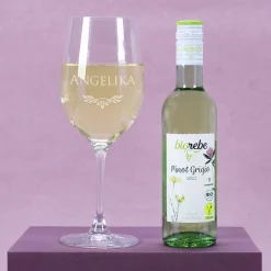 Ostergeschenkset mit Biorebe Weiß- oder Rotwein und graviertem Glas
