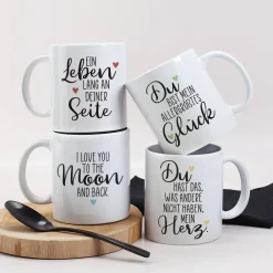 Paar-Tasse mit personalisierbaren Figuren und wählbarem Spruch