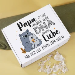 Papa zu sein erfordert keine DNA sondern Liebe - Whisky Geschenkset zum Vatertag