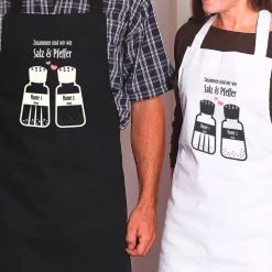 Persönliches Schürzenset zur Hochzeit - wie Salz und Pfeffer