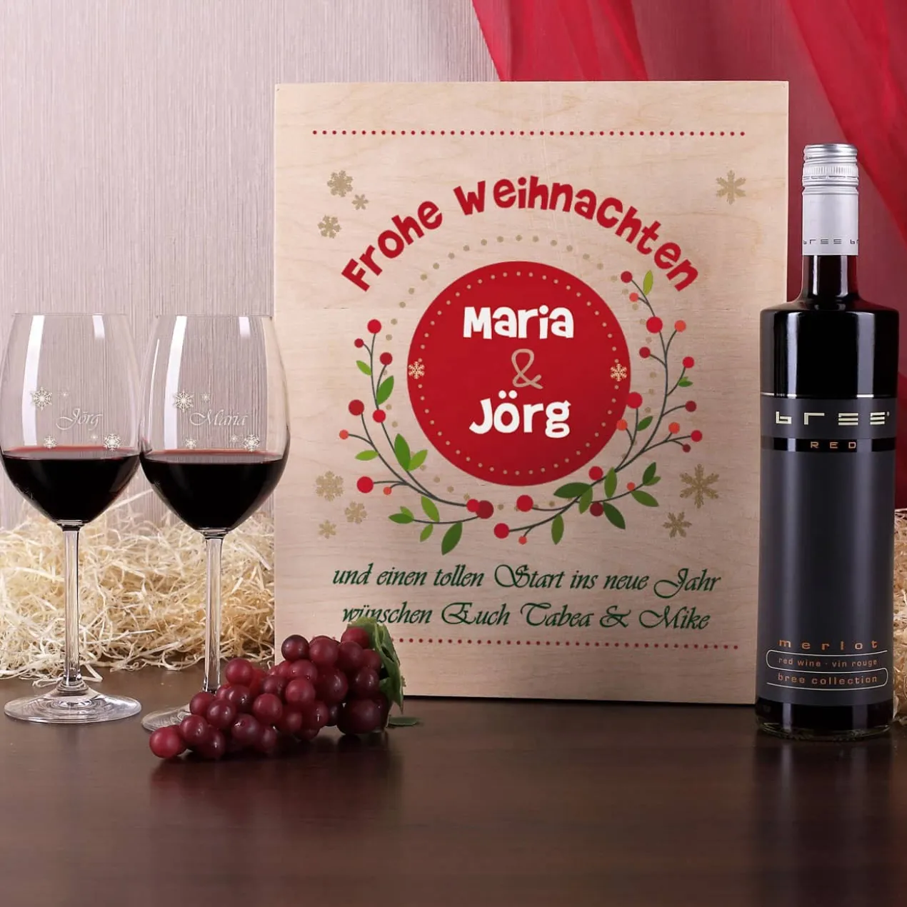 Persönliches Weinset in Holzbox mit gravierten Gläsern zum Fest