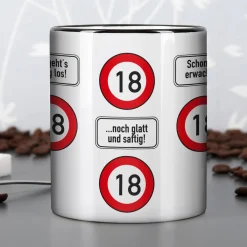 Persönliche Tasse - Achtung 18