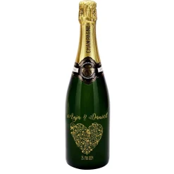 Persönlich gravierte Champagnerflasche mit Herz