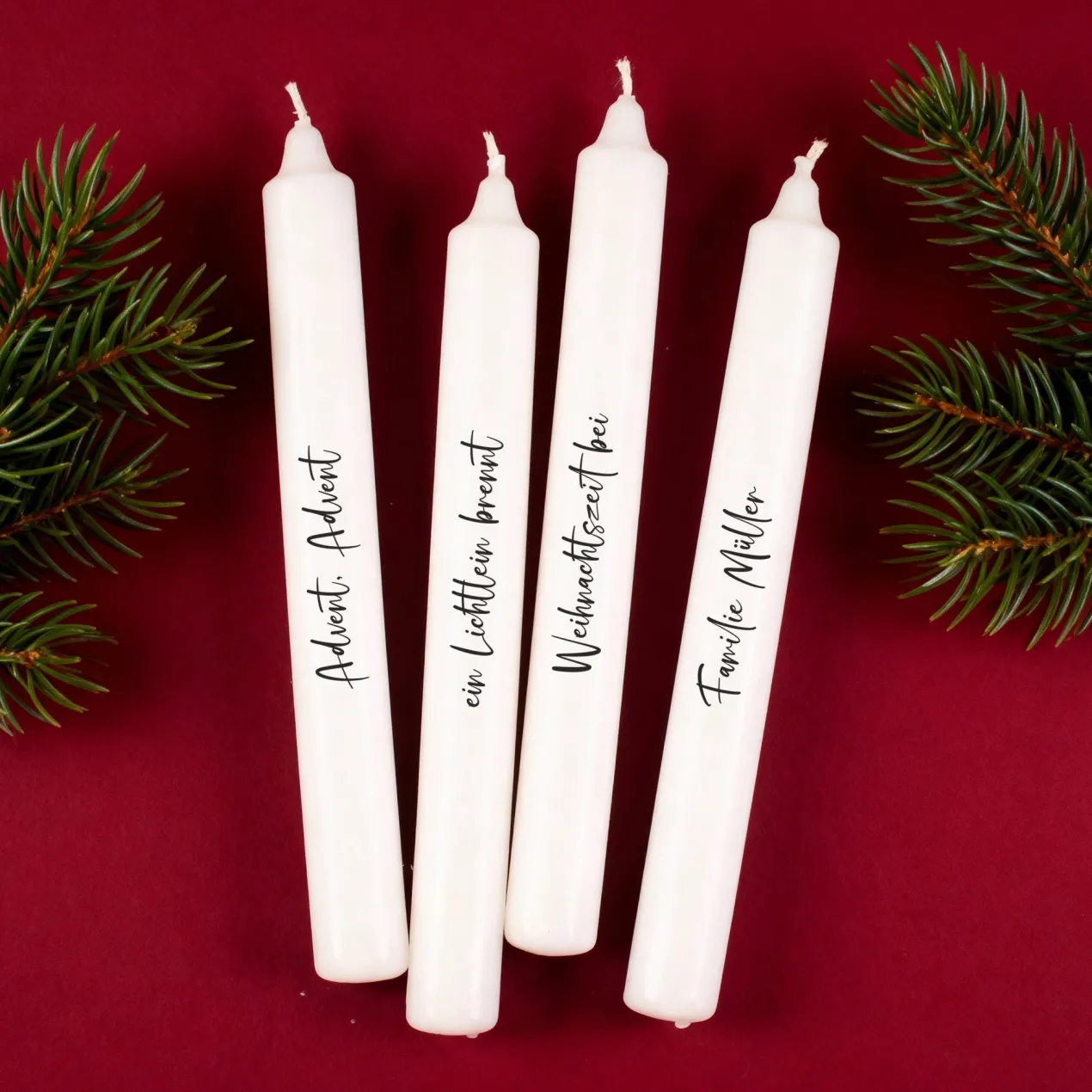 Personalisierbare Adventskerzen im 4er-Set mit Wunschtext - Elegante Stabkerzen für Weihnachten