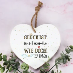 Personalisierbares Holzherz – Geschenk mit Wunschtext für besondere Menschen