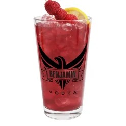 Personalisierbares Vodka-Glas mit Adler-Motiv & Name | Geschenk für Cocktail-Liebhaber