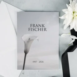 Personalisierbare Trauerkarte mit Foto | Klappkarte in Grautönen mit Calla-Motiv