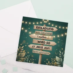 Personalisierte Einladungskarte zum Geburtstag mit Wegweiser & Umschlag | beidseitig gestaltbar