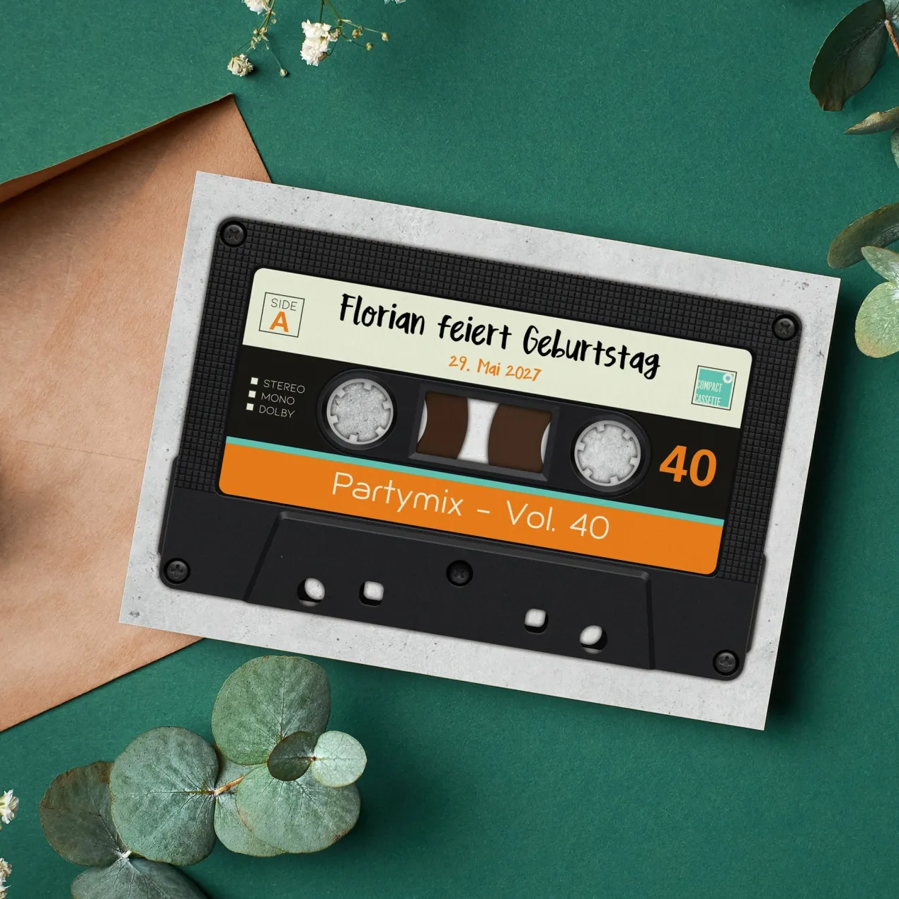 Personalisierte Einladungskarte zum Geburtstag mit Retro Kassette | Partyeinladung mit Wunschtext