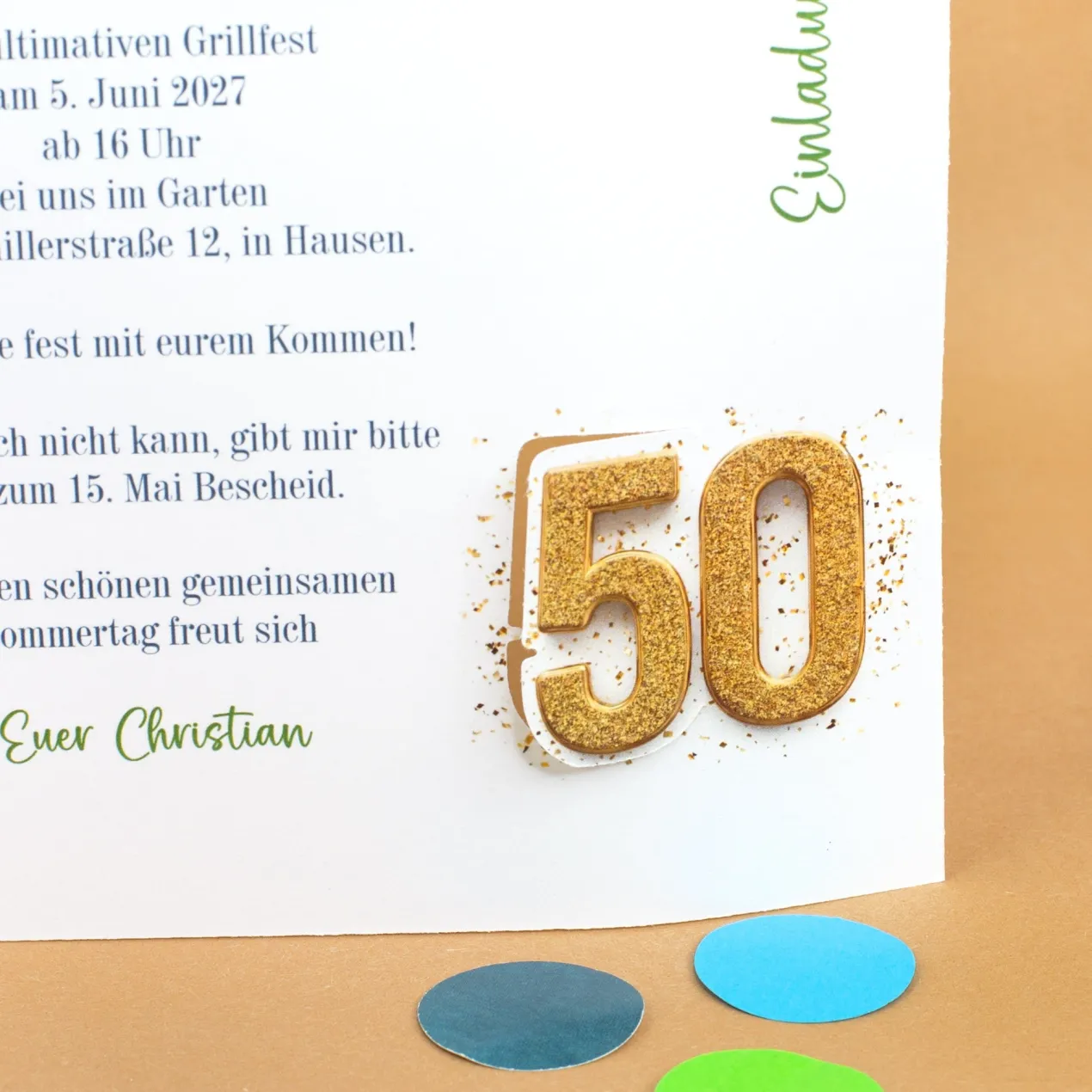 Personalisierte Einladungskarte zum 50. Geburtstag mit Foto & goldener Zahl | Klappkarte mit Umschlag