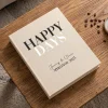 Personalisierte Erinnerungsbox Happy Days | Handgearbeitet Fotobox in Buchform für Hochzeit & Familie