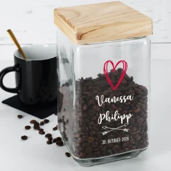 Personalisierte Keksdose mit Herzmotiv als Geschenk für Hochzeit oder Valentinstag