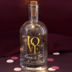 Personalisierte LED Karaffe mit goldenem LOVE-Motiv für Paare | Für Hochzeit & Valentinstag