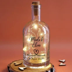 Personalisierte LED-Karaffe für Paare | Herzmotiv | Geschenk für Hochzeit & Valentinstag