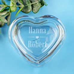 Personalisierte Leonardo-Glasdose in Herzform mit Namensgravur | Geschenk zur Hochzeit & Valentinstag