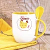 Personalisierte Löffeltasse 'Frohe Ostern' mit Name & gelbem Löffel | Osterbecher 300 ml mit Huhn