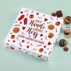 Personalisierte Lindt Pralinen zu Weihnachten mit Motiv 'Kalte Hände, warmes Herz' & Wunschtext
