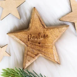Personalisierter Deko Stern aus Holz mit Namensgravur | Holzstern Geschenk | Herz-Motiv