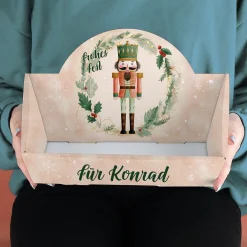 Personalisierter Geschenkkorb mit Nussknacker Motiv | Weihnachtskorb mit Wunschtext in 2 Größen