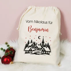 Personalisierter Geschenksack zu Weihnachten mit Wunschtext | Baumwollbeutel mit Winterdorf-Motiv