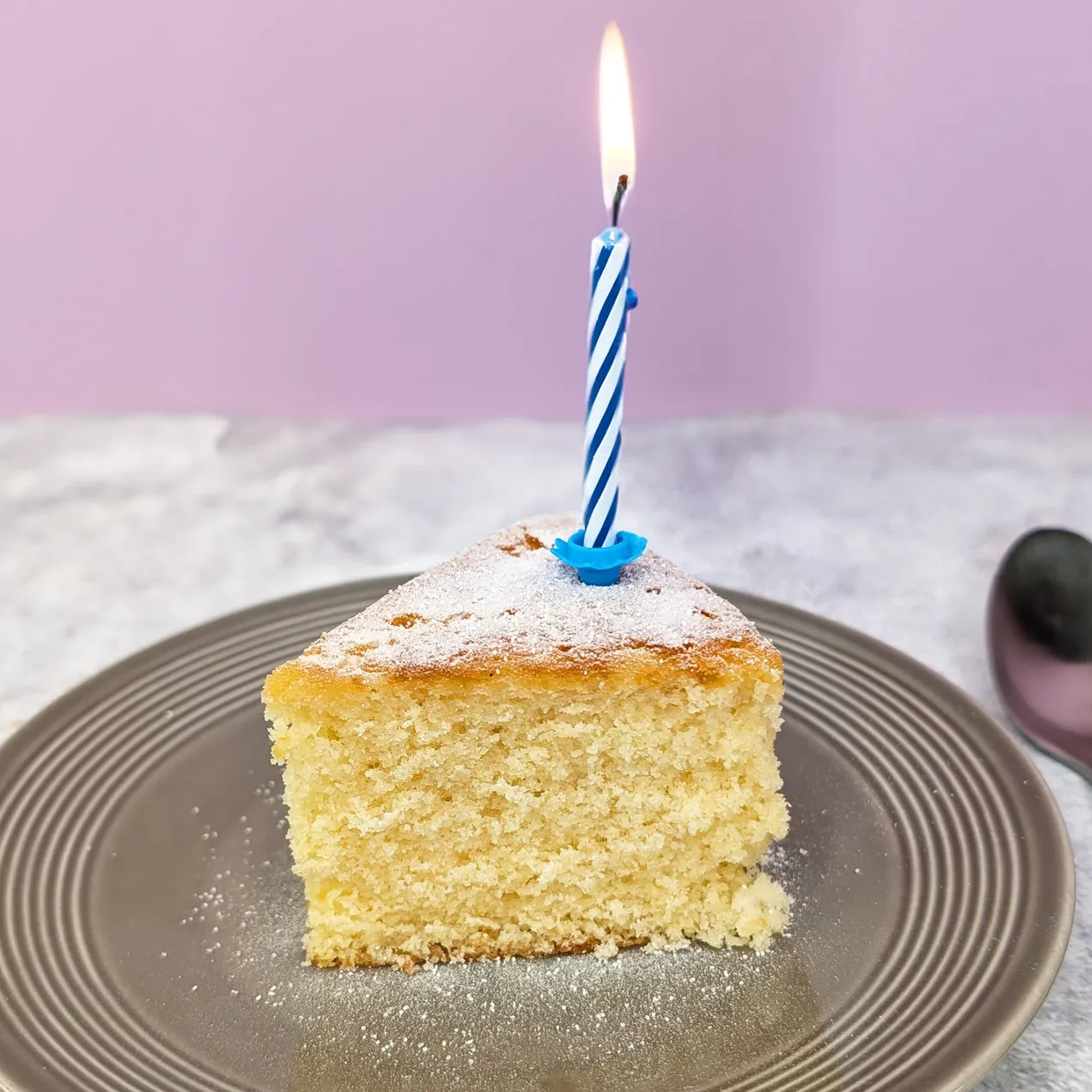 Personalisierter Kuchen mit Wunschtext & Blumenmotiv | Geschenk für Geburtstag, Ostern & Muttertag