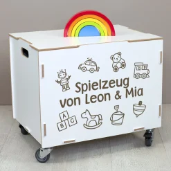 Personalisierte Rollbox aus Holz von clipfritz | Aufbewahrungsbox mit Spielzeugmotiv & Wunschtext