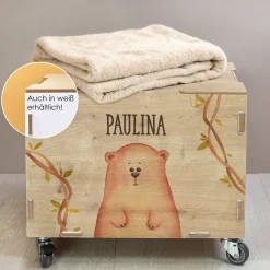 Personalisierte Rollbox aus Holz mit Bären-Motiv von clipfritz | Spielzeugkiste für Kinder mit Name