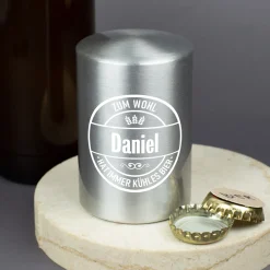 Personalisierter Push-Up Flaschenöffner mit Name & Biermotiv | Geschenk für Männer & Vatertag