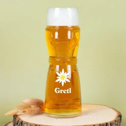 Personalisiertes Bierglas im Design einer Lederhose oder Dirndl mit Name | Edelweiß Motiv