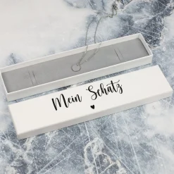 Personalisierte Schmuckverpackung mit Name & Herzsymbol | Geschenkbox für Armbänder mit Farbauswahl