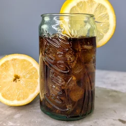 Personalisiertes Coca-Cola Glas mit Name | Retro Design in Dosenform