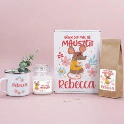 Personalisiertes Geschenkset mit Tasse, Tee und Duftkerze | Kleine Mauszeit