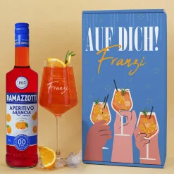 Personalisiertes Geschenkset 'Auf dich!' mit Ramazzotti alkoholfrei, Aperitif-Glas & Geschenkbox