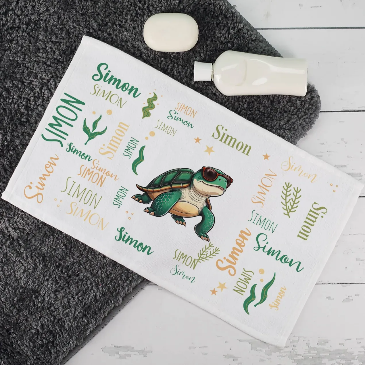 Personalisiertes Handtuch mit coolem Meerestier-Motiv und Namen